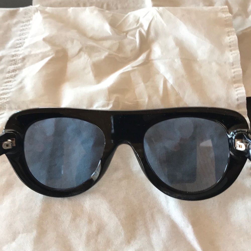 Moncler Snowcat Sunglasses - Picture 5 of 8
